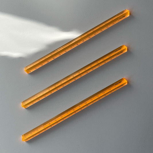 Trekantig linjal orange
