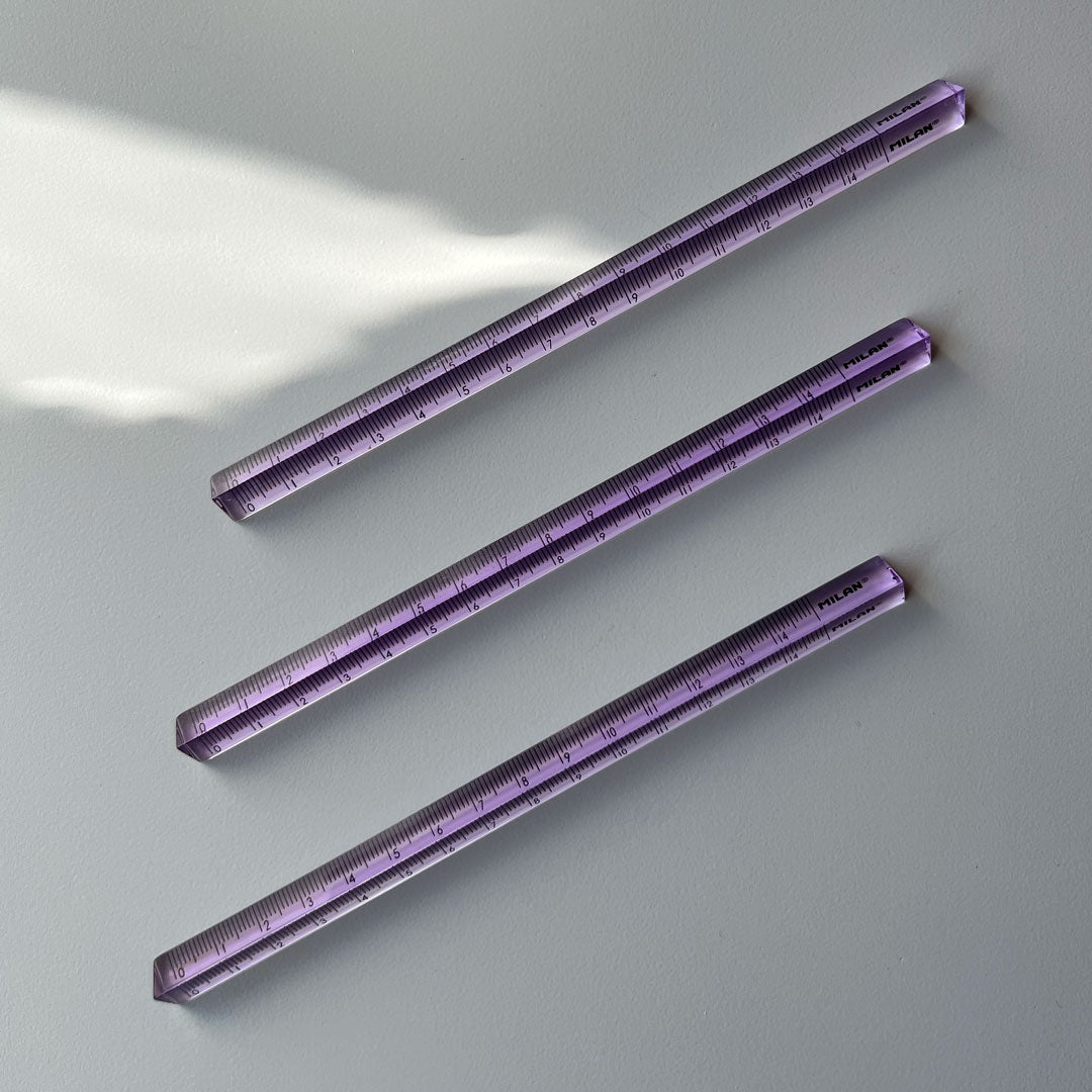 Triangular ruler lilac