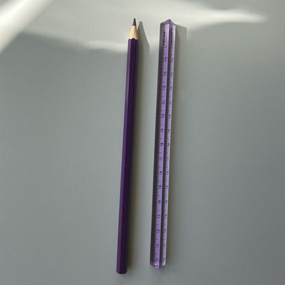 Triangular ruler lilac