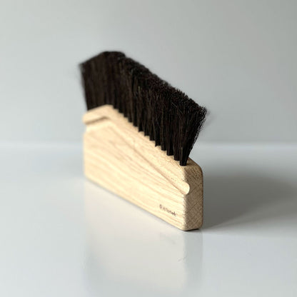 Computer brush